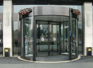 Revolving door